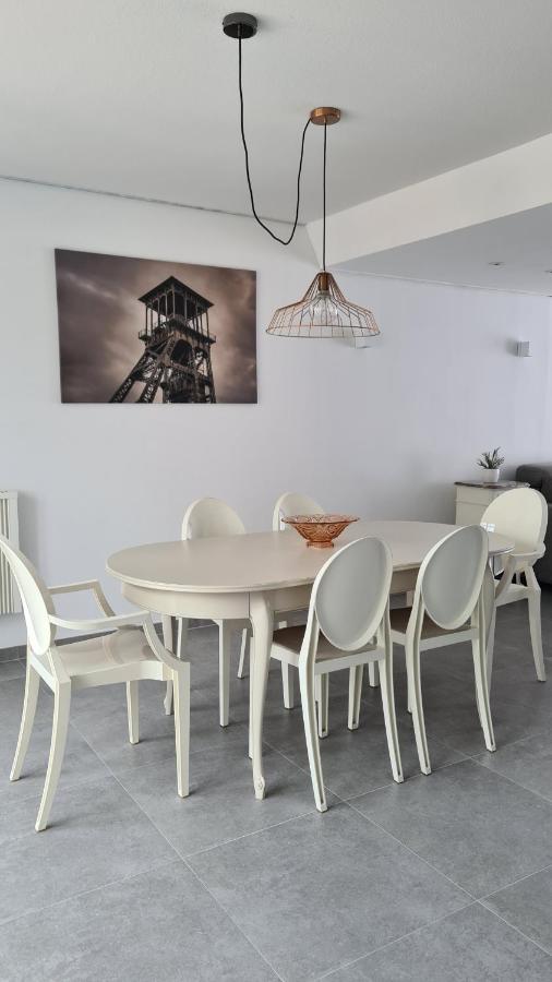 Binnengewoon3600 Genk Buitenkant foto